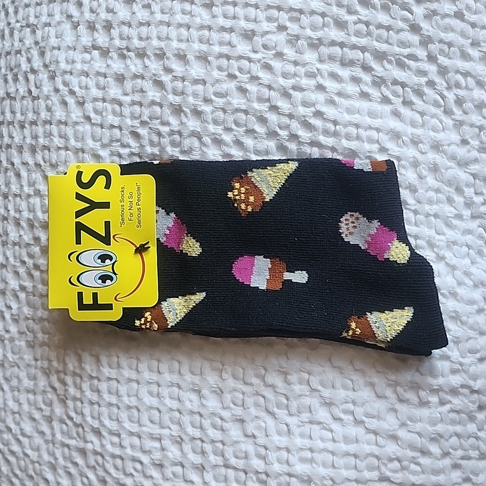 3/$20 Foozy Ice Cream Socks